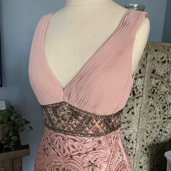 [Sue Wong] worn once Light Pink Beaded Dress - Picture 6 of 8
